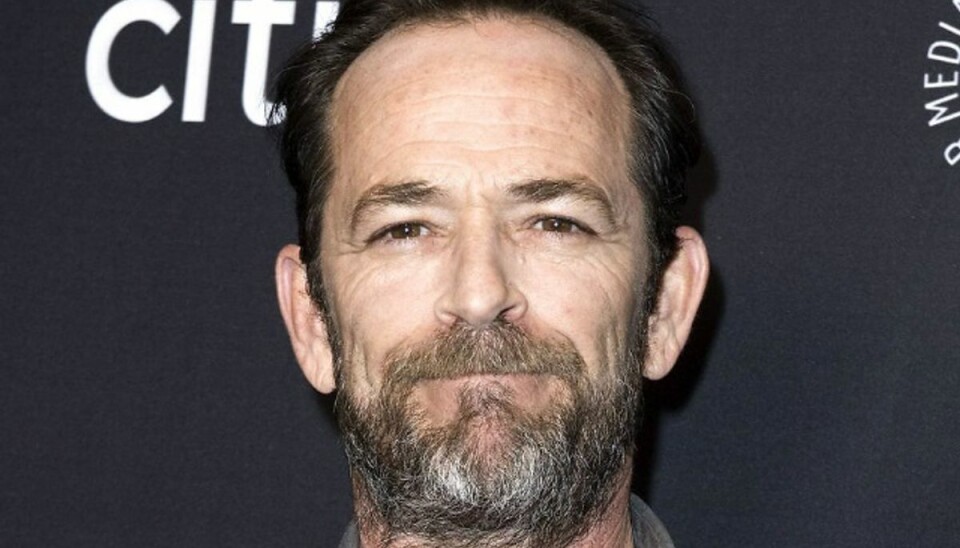 Luke Perry er død Luke Perry døde mandag efter at være blevet hasteindlagt på et hospital i Los Angeles onsdag den 27. februar. Han blev 52 år gammel. Foto: Scanpix/VALERIE MACON.