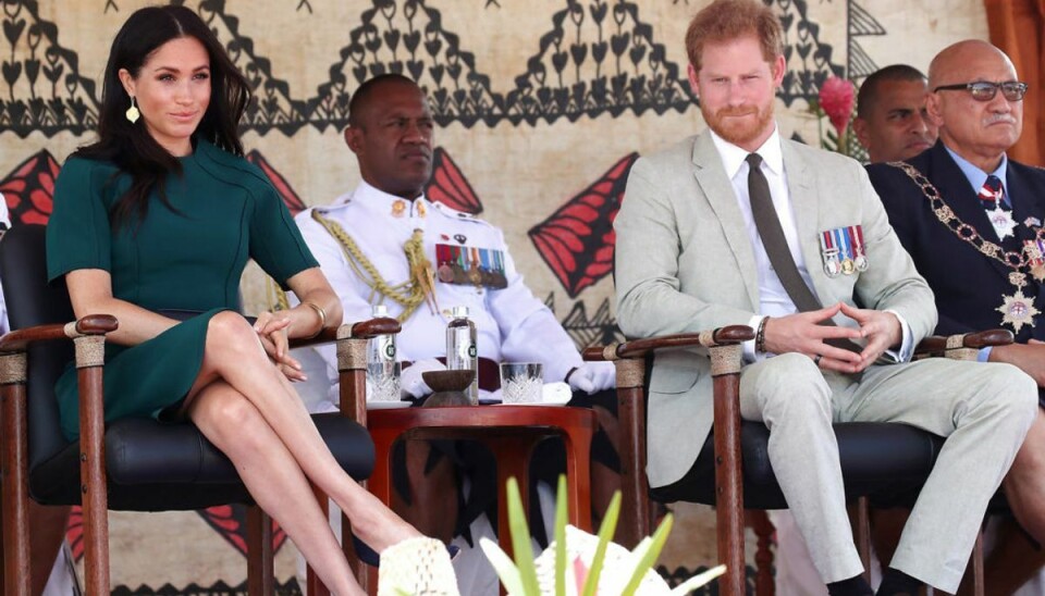 Meghan og Harry i vigtig opfordring Meghan og Harry, her på besøg i Fiji, hylder på instagram Commonwealth, der i år fejrer 70 års jubilæum. Samtidig opfordrer de til, at folk støtter op om katastroferamte Mozambique. Foto: Scanpix/Chris Jackson/Pool via REUTERS
