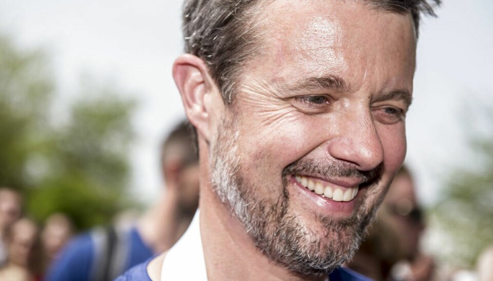 Kronprins Frederik fejrede sidste år fødselsdag med stor pragt. I år har piben en anden lyd. Klik videre for flere billeder. Foto: Scanpix Kronprins Frederik fejrede sidste år fødselsdag med stor pragt. I år har piben en anden lyd. Klik videre for flere billeder. Foto: Scanpix