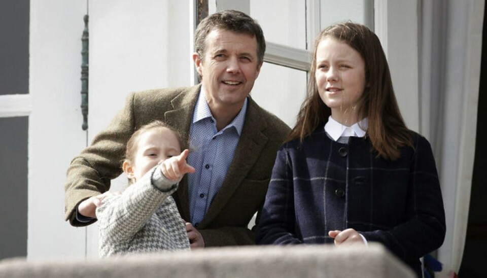 Prinsesse Isabella var med til at fejre dronnings fødselsdag. KLIK VIDERE OG SE ISABELLA GENNEM ÅRENE. (Foto: Bo Amstrup/Ritzau Scanpix) Prinsesse Isabella var med til at fejre dronnings fødselsdag. KLIK VIDERE OG SE ISABELLA GENNEM ÅRENE. (Foto: Bo Amstrup/Ritzau Scanpix)