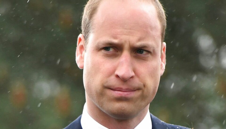 En ældre kvinde er blevet kørt ned af en af politiets motorcyklist, der hjalp Prins William og Kates royale konvoj. Klik videre for flere billeder. Foto: Scanpix En ældre kvinde er blevet kørt ned af en af politiets motorcyklist, der hjalp Prins William og Kates royale konvoj. Klik videre for flere billeder. Foto: Scanpix