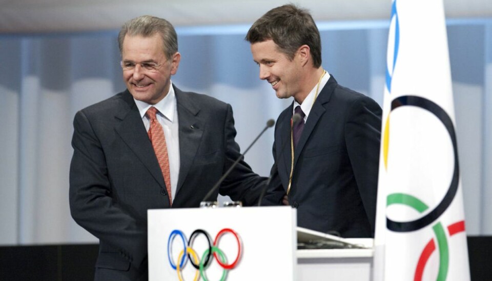 Som medlem af IOC er kronprinsen en del af den forsamling, der vendte tommelfingeren nedad. Arkivfoto: Scanpix – KLIK OG SE BILLEDER AF DE SKUFFEDE SVENSKERE. Som medlem af IOC er kronprinsen en del af den forsamling, der vendte tommelfingeren nedad. Arkivfoto: Scanpix – KLIK OG SE BILLEDER AF DE SKUFFEDE SVENSKERE.
