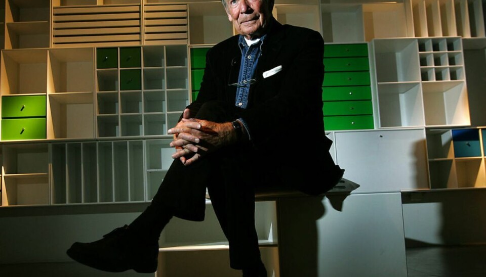 Manden bag ikonisk møbel er død Peter J. Lassen manden bag Montana Møbler og Ridder af Dannebro, sov torsdag stille ind i sit hjem i Nordsjælland. Foto: Bjarke Ørsted / Ritzau Scanpix