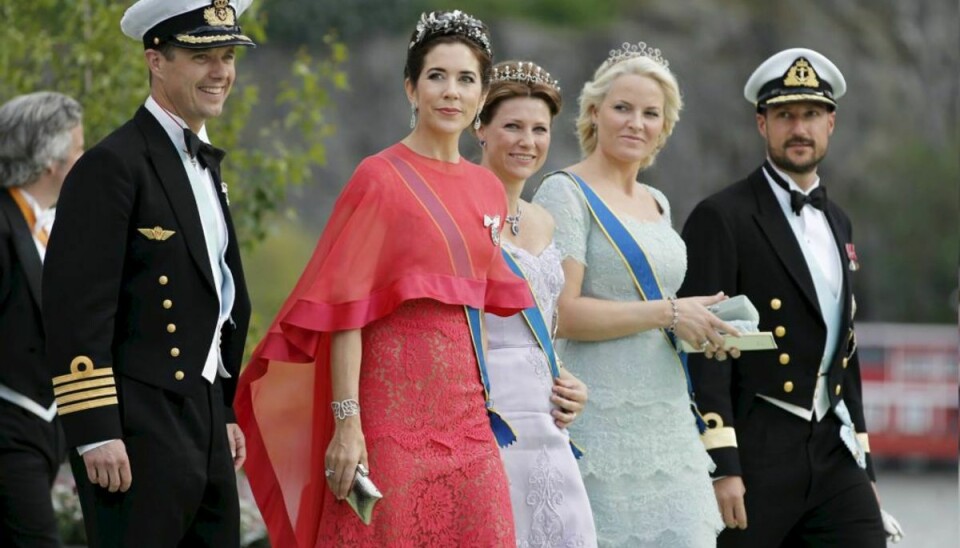 Det norske kronprinspar kan søndag fejre bryllupsdag. KLIK VIDERE OG SE BILLEDER FRA DET ROYALE PARS BRYLLUP. Foto: Scanpix.