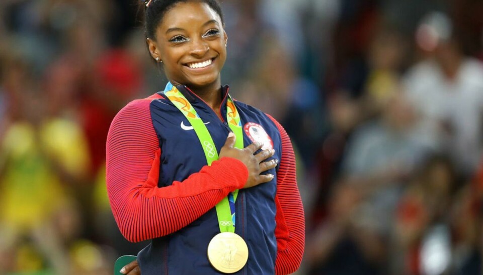 Den olympiske guldmedaljevinder Simone Biles udtaler sig for første gang om, at hendes bror Tevin Biles-Thomas er anklaget for at have dræbt tre unge mænd. Klik videre for flere billeder. Foto: Scanpix