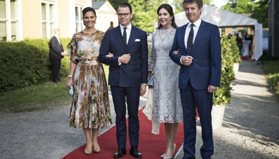 I dag får Frederik og Mary besøg fra Sverige I 2017 var Frederik og Mary på besøg i Sverige. Nu får de gæster fra nabolandet. Foto: Ida Guldbæk Arentsen/Scanpix.