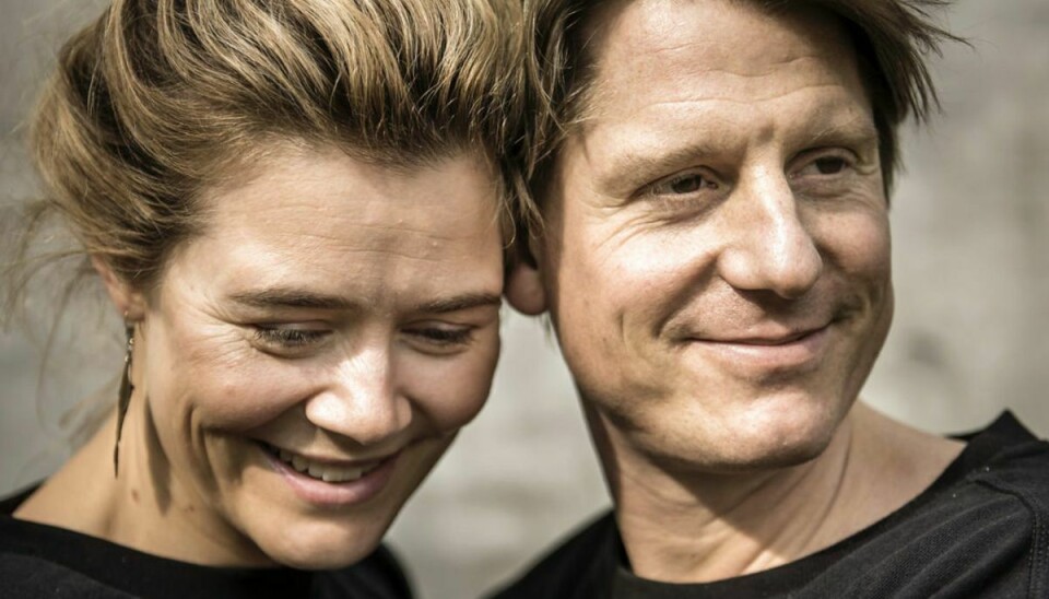 Sofie Lassen-Kahlke og Robert Hansen spiller deres gamle roller – nu som voksne – i musicalen Kærlighed ved første hik. Arkivfoto: Scanpix
