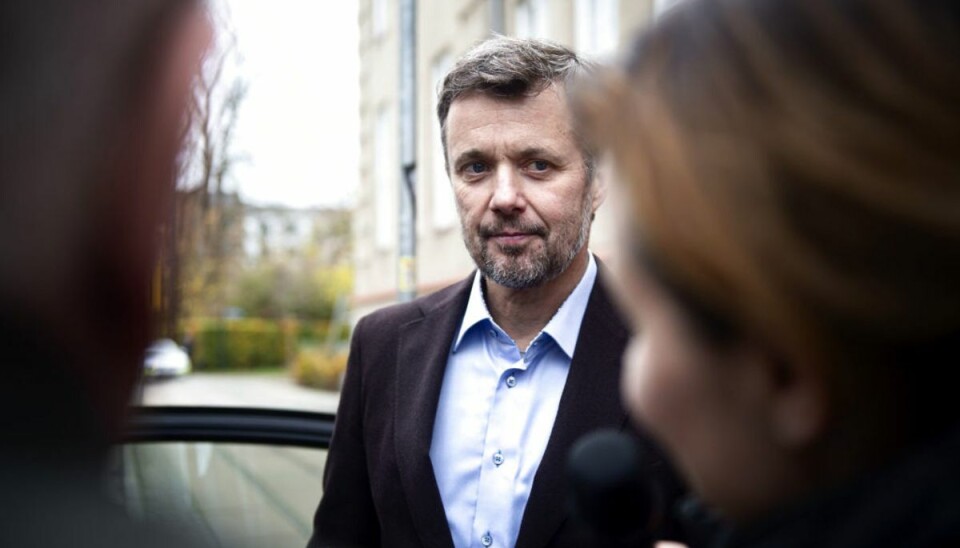 Kronprinsen og Laudrup dommere i direkte tv-show