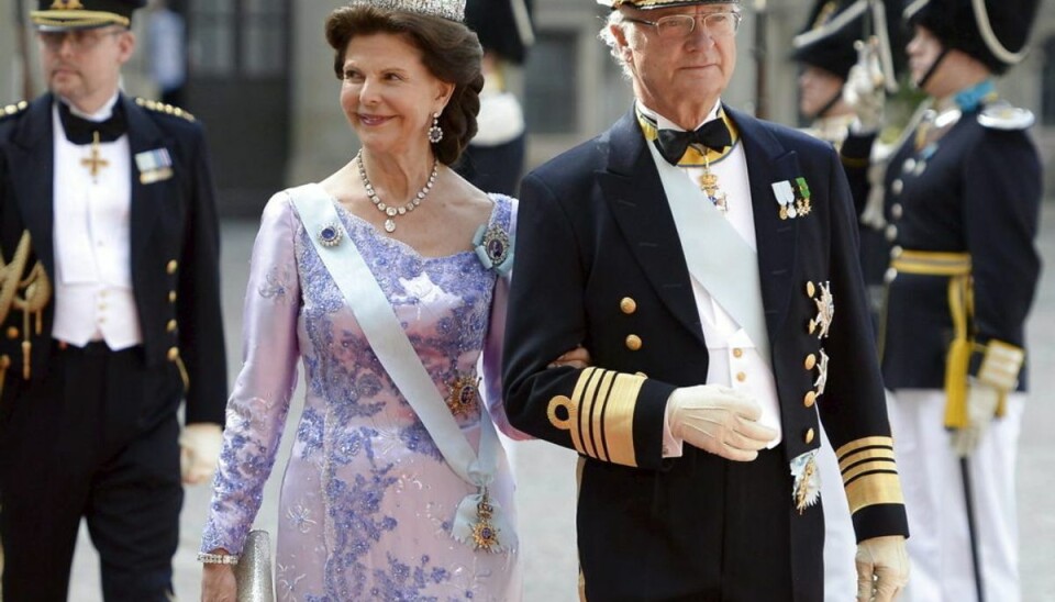 Kong Carl Gustaf åbner op for et af de mest traditionsrige ritualer i det svenske kongehus. Foto: REUTERS/Jessica Gow/TT News Agency/Scanpix