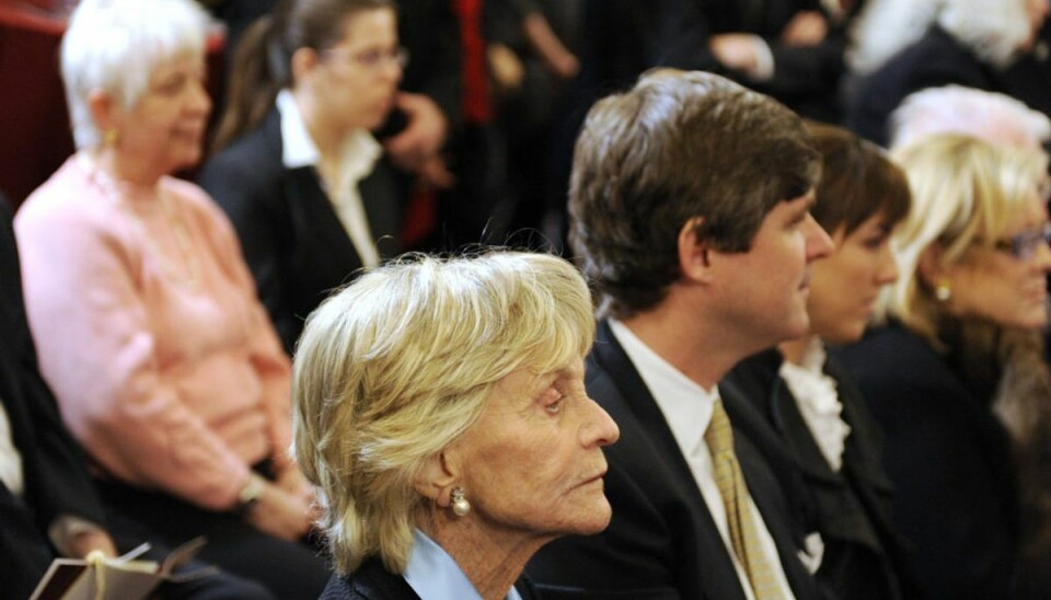 Kennedys søster død Jean Kennedy Smith (nederst i midten) ved en mindehøjtidelighed for sin bror, præsident John F. Kennedy, i 2011. – Foto: Jonathan Ernst/Reuters.