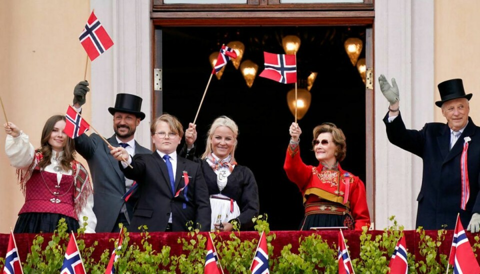 Den norske kongefamilie trodsede coronakrisen og fejrede den norske nationaldag den 17. maj 2020. KLIK VIDERE OG SE FLERE BILLEDER. Foto: Lise Aserud/NTB Scanpix/via REUTERS