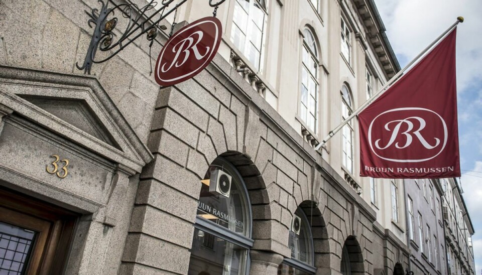 Ialt 19 skulpturer, der i sin tid blev erhvervet af prins Henrik skiftede onsdag ejer, da de var under hammeren hos Bruun Rasmussen i København. Klik videre for flere billeder. Foto: Mads Claus Rasmussen/Ritzau Scanpix Ialt 19 skulpturer, der i sin tid blev erhvervet af prins Henrik skiftede onsdag ejer, da de var under hammeren hos Bruun Rasmussen i København. Klik videre for flere billeder. Foto: Mads Claus Rasmussen/Ritzau Scanpix