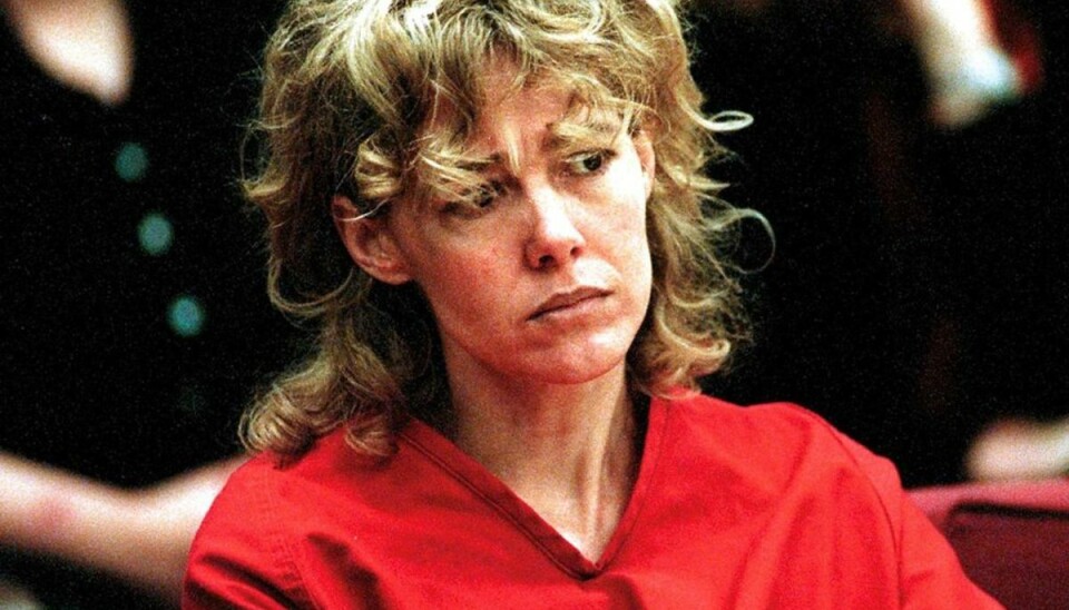 Sex-dømt lærer er død Mary Kay Letourneau blev idømt syv års fængsel for sexmisbrug af sin dengang 12-årige elev. Efter hendes løsladelse giftede de sig. Mandag døde hun efter nogle måneder med en alvorlig kræftdiagnose. Foto: Scanpix/Alan Berner-Seattle Times REUTERS