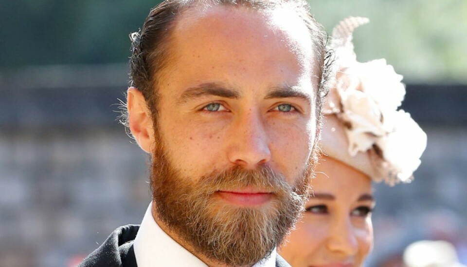 Han fik 1000 bier i gave af hertuginde James Middleton var lykkelig over den levende gave. Gareth Fuller/Scanpix