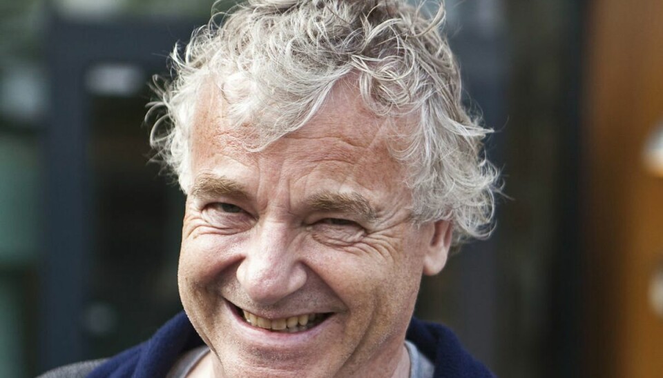 Faber hylder ‘Bonden’ i fredags-fællessang