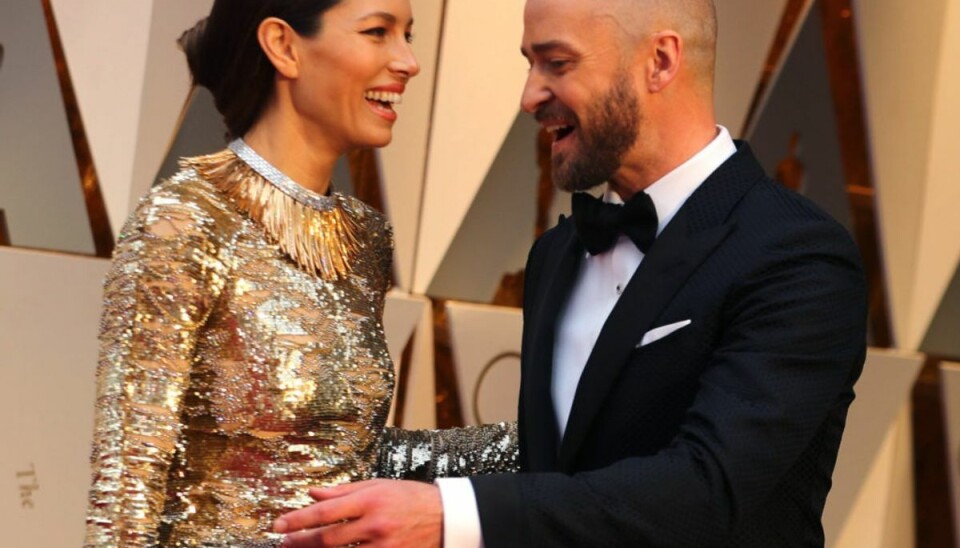Smider bombe på direkte tv Sangeren Justin Timberlake og skuespillerinden Jessica Biel har været gift siden 2012. (Arkivfoto) – Foto: Mike Blake/Reuters