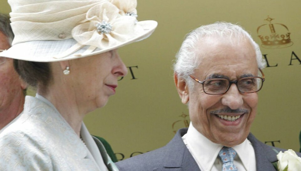 Prins med hang til væddeløb er død Prins Khalid bin Abdullah, her sammen med britiske prinsesse Anne, er død. Han blev 84 år gammel. Foto: Scanpix/Lajos-Eric Balogh/turfstock.com