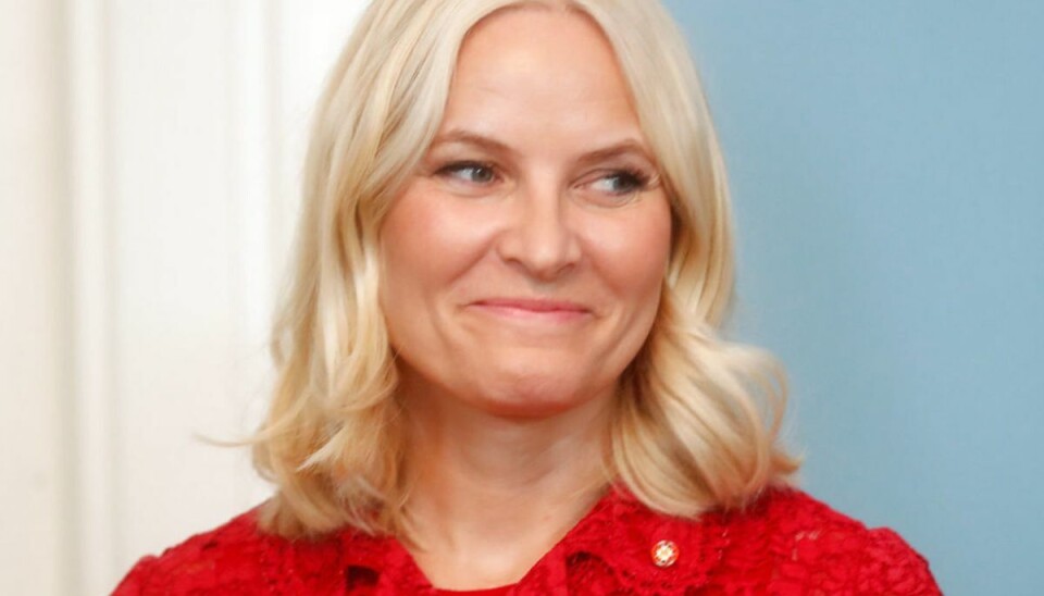 Mette-Marit fortæller i podcasten ‘The Kåss Furuseths’ helt åbenhjerettet om skiulykken lige før jul, som hun selv kalder for voldsom flov. Klik videre for flere billeder. Foto: Scanpix/REUTERS/Ints Kalnins Mette-Marit fortæller i podcasten ‘The Kåss Furuseths’ helt åbenhjerettet om skiulykken lige før jul, som hun selv kalder for voldsom flov. Klik videre for flere billeder. Foto: Scanpix/REUTERS/Ints Kalnins