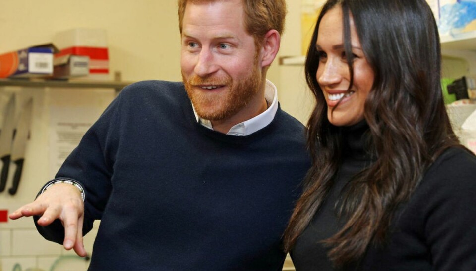 Pludselig dukkede Harry og Meghan op