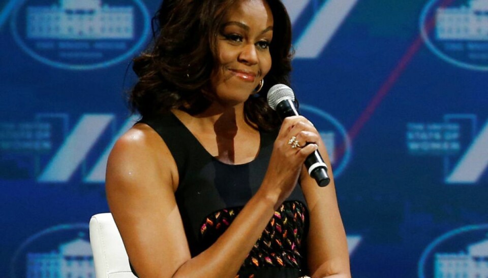 Michelle Obama er dybt berørt over Oprah Winfrey interviewet med Harry og Meghan, og beder til forsoning i den britiske kongefamilie. Klik videre for flere billeder. Foto: Scanpix/REUTERS/Jonathan Ernst Michelle Obama er dybt berørt over Oprah Winfrey interviewet med Harry og Meghan, og beder til forsoning i den britiske kongefamilie. Klik videre for flere billeder. Foto: Scanpix/REUTERS/Jonathan Ernst