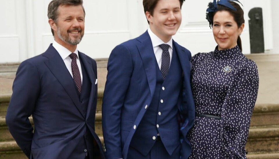 Se billederne: Nu er prinsen konfirmeret