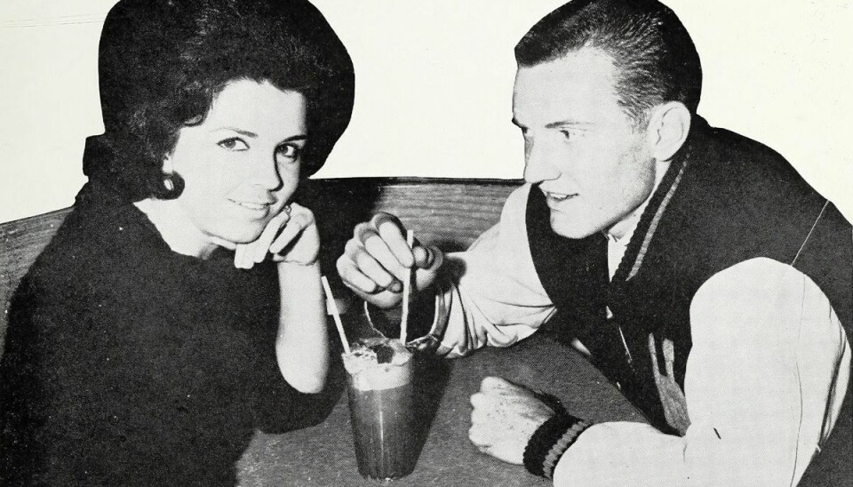 Duoen 'Paul & Paula' - eller Ray Hildebrand og Jill Jackson - ses her i 1963, hvor de toppede såvel Billboards 'Hot 100' som 'Hot R&B Singles' med kult-hittet 'Hey Paula'. Duoen 'Paul & Paula' - eller Ray Hildebrand og Jill Jackson - ses her i 1963, hvor de toppede såvel Billboards 'Hot 100' som 'Hot R&B Singles' med kult-hittet 'Hey Paula'.