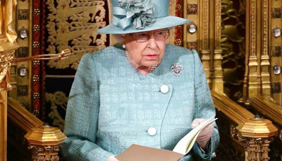 Dronning Elizabeth deltager i dag den 11. maj ved den officielle åbning af det britiske parlament i Palace of Westminster. Foto: Scanpix/Aaron Chown/Pool via REUTERS Dronning Elizabeth deltager i dag den 11. maj ved den officielle åbning af det britiske parlament i Palace of Westminster. Foto: Scanpix/Aaron Chown/Pool via REUTERS