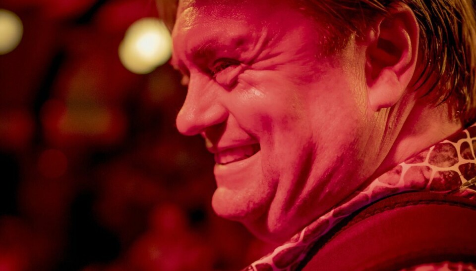Johnny Hansen har i år 40-års jubilæum som musiker. Alligevel er festivalminder ikke dem, han har flest af. Her ses han til halbal i Aaruphallen på Vestfyn i 2020. (Arkivfoto). Johnny Hansen har i år 40-års jubilæum som musiker. Alligevel er festivalminder ikke dem, han har flest af. Her ses han til halbal i Aaruphallen på Vestfyn i 2020. (Arkivfoto).