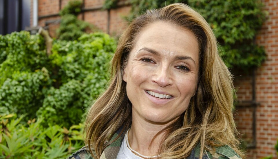 Julie Steincke glæder sig over en stille og rolig sommer med sønnerne herhjemme, inden hun går i gang med at løfte en stor musicalrolle. ( Julie Steincke glæder sig over en stille og rolig sommer med sønnerne herhjemme, inden hun går i gang med at løfte en stor musicalrolle. (