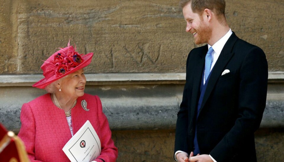 Alt synes nu igen at være fryd og gammen mellem dronningen og Harry. Klik videre for flere billeder. Foto: Scanpix/Steve Parsons/Pool via REUTERS/File Photo Alt synes nu igen at være fryd og gammen mellem dronningen og Harry. Klik videre for flere billeder. Foto: Scanpix/Steve Parsons/Pool via REUTERS/File Photo