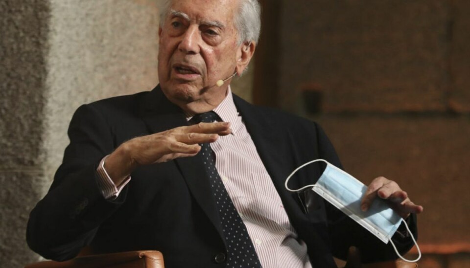 Bogkærlighed og jura som et sikkert kort Mario Vargas Llosa fik i 2010 Nobelprisen i litteratur. (Arkivfoto) – Foto: Europa Press/M.fernndez. Pool/Ritzau Scanpix