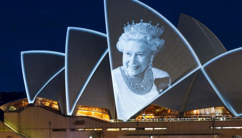 Sådan så Operahuset i Sydney ud 9. september, da dronning Elizabeth døde.