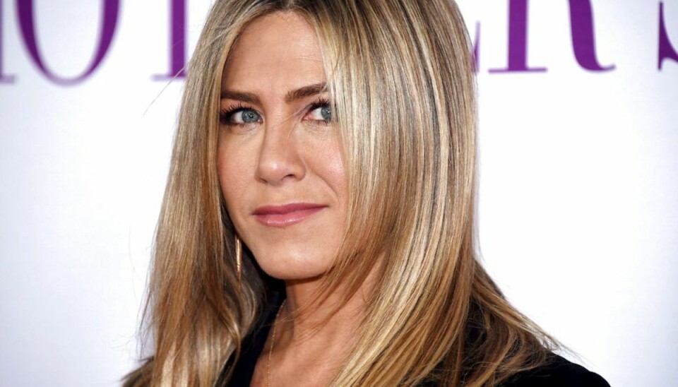 Jennifer Aniston, særligt kendt for sin rolle i Venner, frygtede for sit liv, da hun var passager på et fly på vej til Mexico, som måtte nødlande. Klik videre for flere billeder. Foto: Scanpix