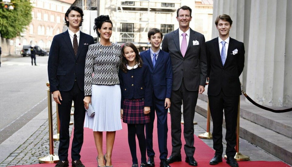 Prins Joachim og hans familie. Fra venstre grev Nikolai, prinsesse Marie, komtesse Athena, grev Henrik, prins Joachim og grev Felix.
