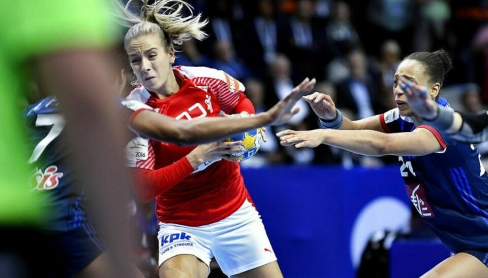De danske håndboldkvinder må rejse tomhændede hjem fra EM i Sverige efter et nederlag på 22-25 til Frankrig i bronzekampen. Foto: Liselotte Sabroe/Scanpix.