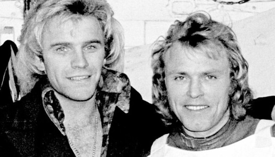 Komikeren Freddie Starr (t.v.) er fundet død i sit hjem i Spanien. Foto: Wikimedia Commons, Lawson Speedway