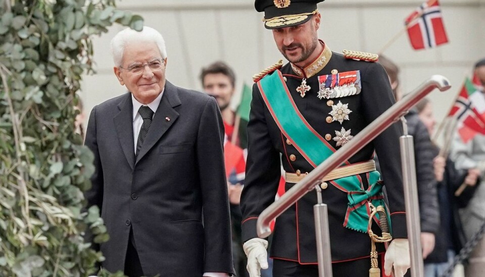 Kronprins Haakon ses her sammen med Italiens præsident Sergio Mattarella, der i øjeblikket er på officielt besøg i Norge. Kronprins Haakon ses her sammen med Italiens præsident Sergio Mattarella, der i øjeblikket er på officielt besøg i Norge.