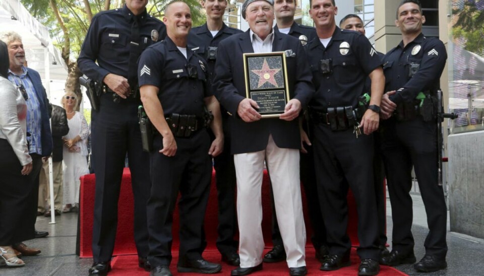 Politidetektiven der selv røg bag tremmer I 2019 blev Stacy Keach hyldet i Los Angeles og tildelt en stjerne i Hollywood Walk of Fame. Den 2. juni fylder han 80 år. – Foto: Willy Sanjuan/Ritzau Scanpix