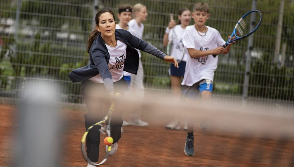 Mary på banen i Gladsaxe Tennisklub.