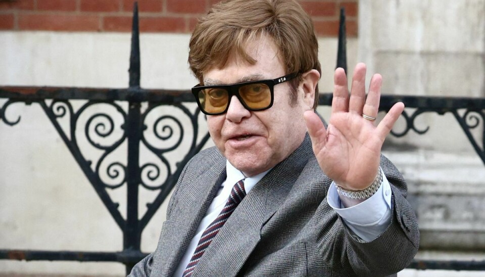 Elton John er hjemme igen